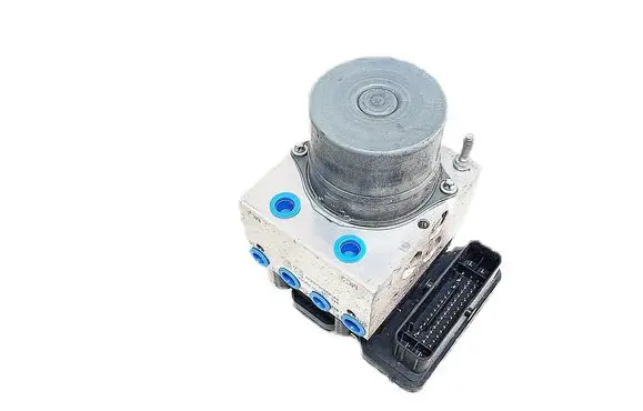Nissan Qashqai ABS Pump 476606UC0A