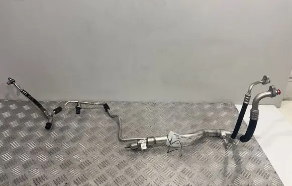 Mercedes-Benz ML AMG W166 Air conditioning (A/C) pipe/hose A1668300100 00T0088991V 300031H0