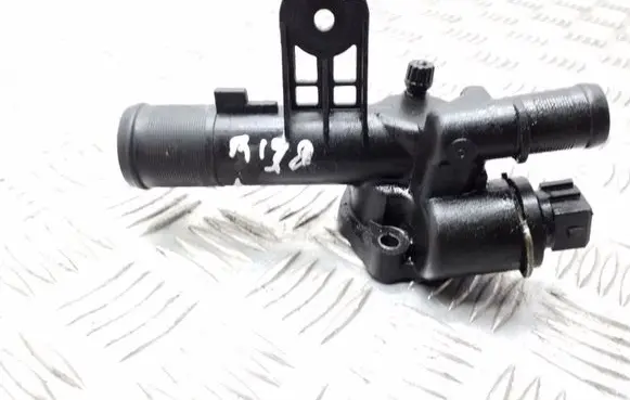 Nissan Qashqai Engine coolant pipe/hose