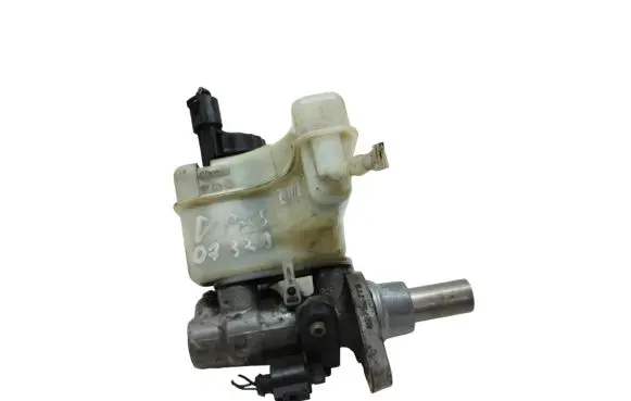 Master brake cylinder