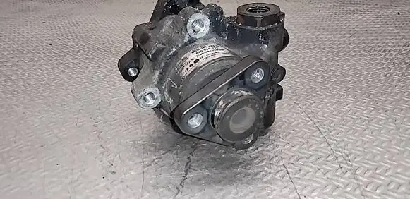 Audi A4 S4 B7 8E 8H Power steering pump 8E0145155N