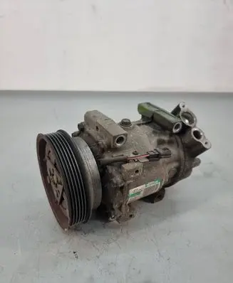 Nissan Qashqai+2 Air conditioning (A/C) compressor (pump) 926009865r