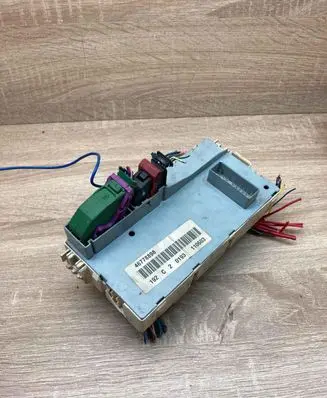 Fiat Stilo Fuse module 51711824 46778898 C106