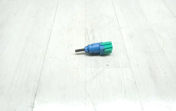 Peugeot 5008 Brake pedal sensor switch