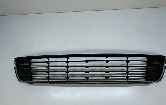 Volkswagen Touran II Front bumper lower grill 1T0853677D 1T0853671