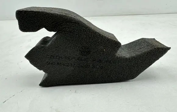 Fender foam support/seal
