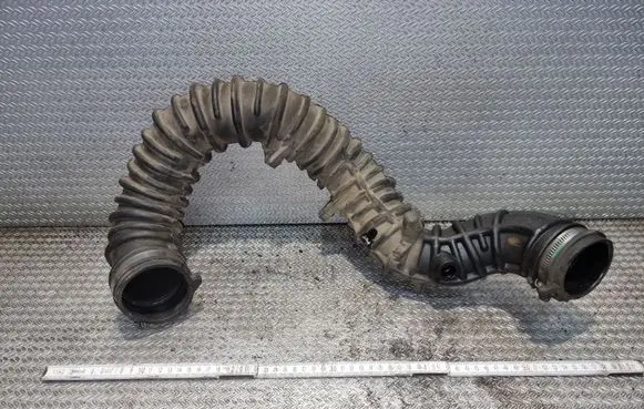 Opel Vivaro Intercooler hose/pipe 8200607746