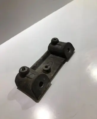 Land Rover Range Rover Sport L320 Engine mounting bracket 4R8Q9W276AB D04YA AIS18C03