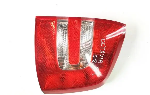Skoda Octavia Mk2 (1Z) Rear/tail lights