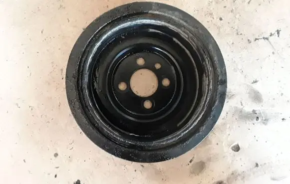 Skoda Octavia Mk3 (5E) Crankshaft pulley 03G105243