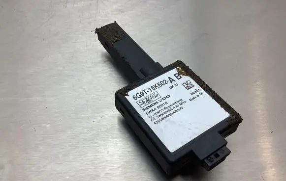 Ford Galaxy Aerial antenna amplifier 6G9T15K602AB 5WK49096433 5WK49091E