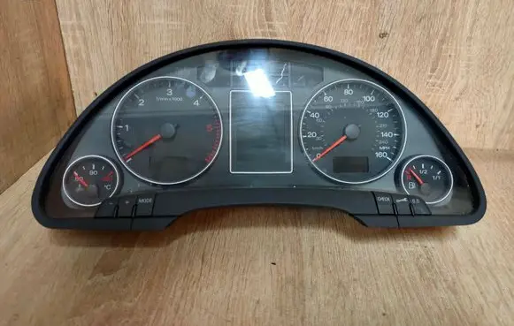Speedometer (instrument cluster)