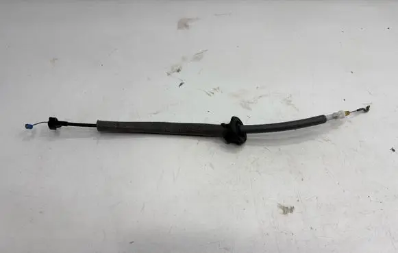 Audi E-tron GT Front door cable line 