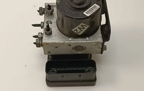 Ford Fiesta ABS Pump 8V512M110AD 06210213174