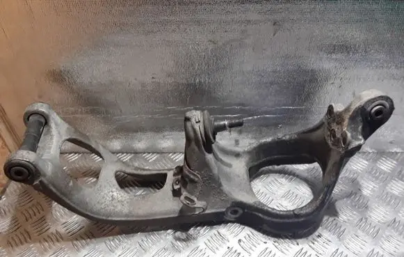 Peugeot 407 Front lower control arm/wishbone 9644552280