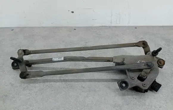 Ford Mondeo MK IV Front wiper linkage 