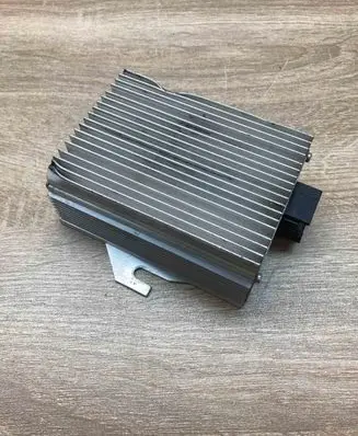 Volvo 440 Power management control unit 20555707
