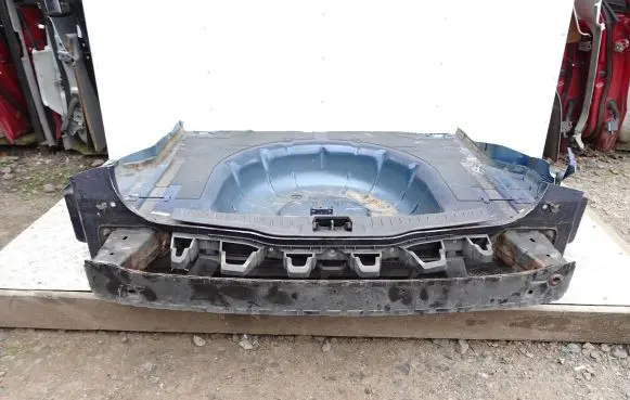 Ford Focus Trunk bottom trim panel 