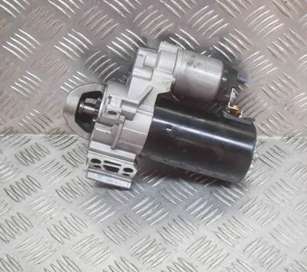 BMW 5 G30 G31 Starter motor 0001148515 8589891