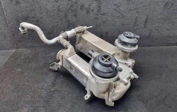 Audi Q7 4M EGR valve cooler 059131512AQ 059121511BQ 059121055