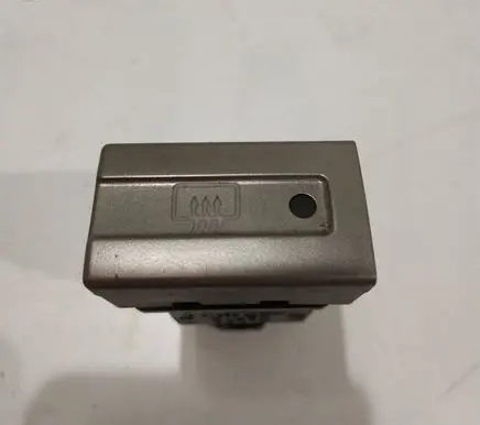 Nissan X-Trail T30 Windscreen/window heater switch 06016