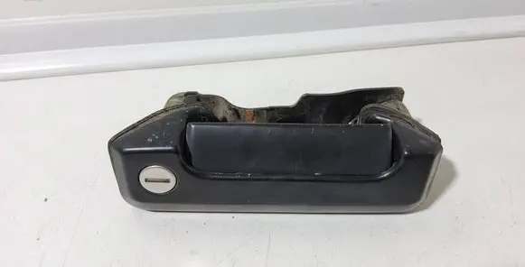 Volkswagen Transporter - Caravelle T4 Sliding door exterior handle 701843730B 721843704
