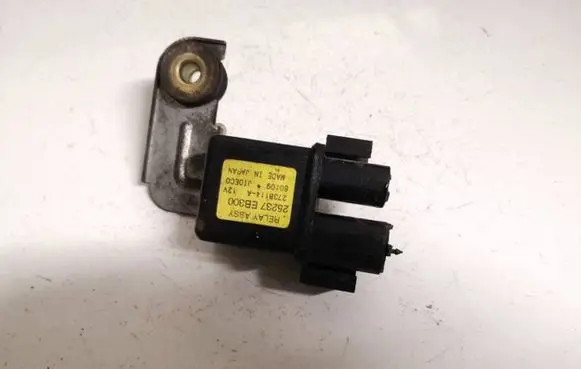 KIA Sorento Glow plug pre-heat relay 25237eb300 2738114-a