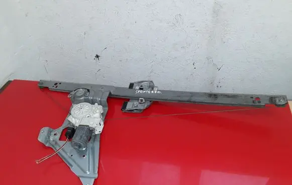 Mercedes-Benz Sprinter W906 Front door window regulator with motor A0068205542 995185103