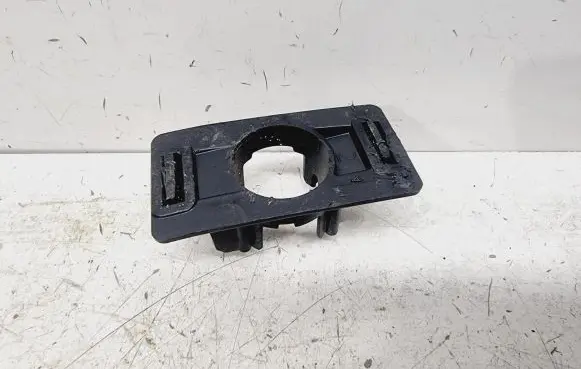Peugeot 5008 II Front parking sensor holder (PDC) 9836829977