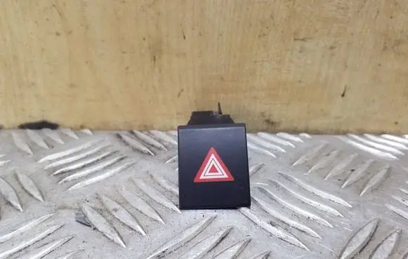 Skoda Fabia Mk2 (5J) Hazard light switch 5J0953235