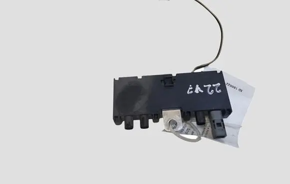 Peugeot 407 Aerial antenna amplifier 9654390480 41157803