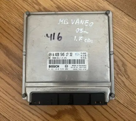 Mercedes-Benz Vaneo W414 Engine control unit/module A0285451732 0281010539