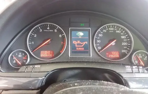 Audi A4 S4 B6 8E 8H Speedometer (instrument cluster) 8E0920930K