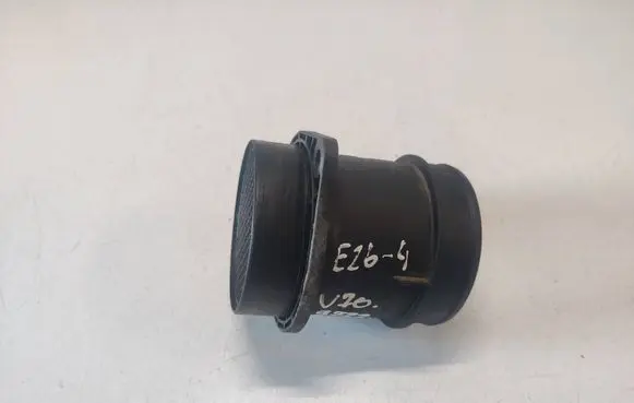 Volvo V70 Mass air flow meter 30677999 0281002730