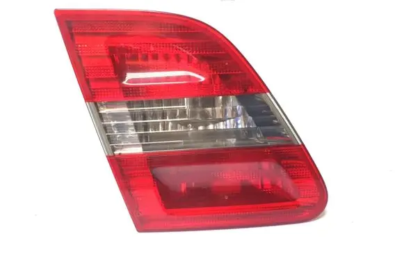 Mercedes-Benz B W245 Tailgate rear/tail lights