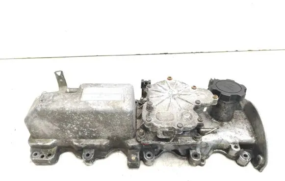Toyota Avensis T220 Rocker cam cover 
