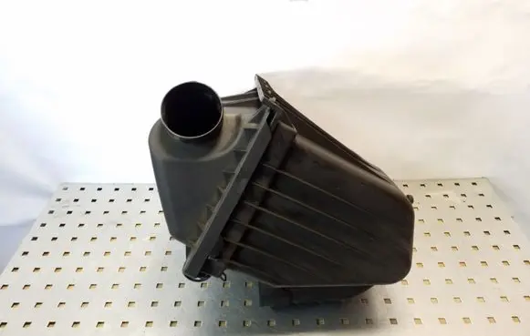 Jeep Cherokee III KJ Air filter box