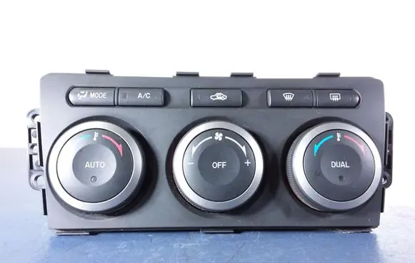 Mazda 6 Climate control unit GAM761190B