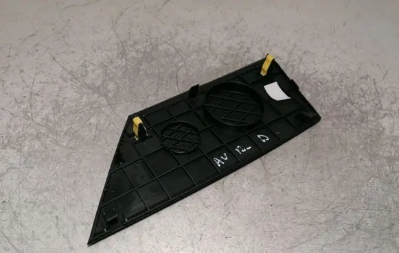 Toyota Avensis T270 Front door speaker cover trim 5547205020