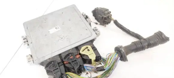 Ford Focus Engine control unit/module BV6112A650SG BV61-12A650-SG