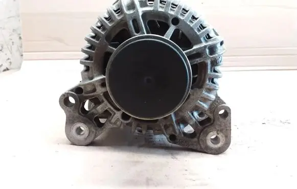 Skoda Roomster (5J) Generator/alternator 03P903023F