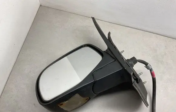 Ford Explorer Front door electric wing mirror