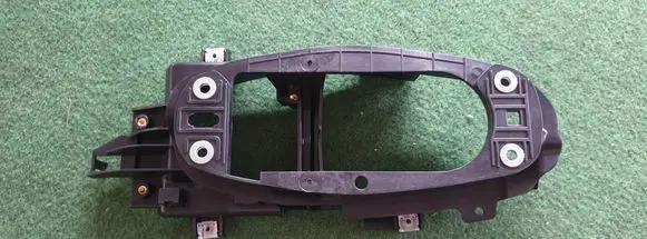 Audi A4 S4 B9 8W Gear shift cable bracket 8W1863531A