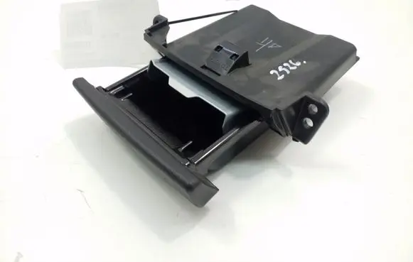 Ashtray (front)