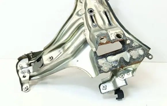 Toyota Prius+ (ZVW40) Voltage converter inverter 