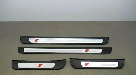 Audi A5 Sportback 8TA Other sill/pillar trim element 8T8853374B 8T8853375B