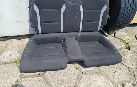 Chevrolet Camaro Second row seats 
