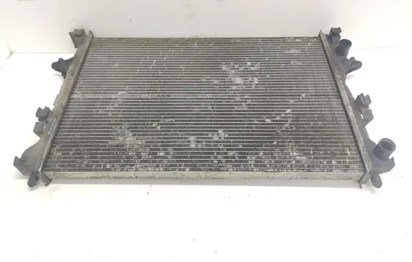 Renault Megane II Coolant radiator PA66GF30
