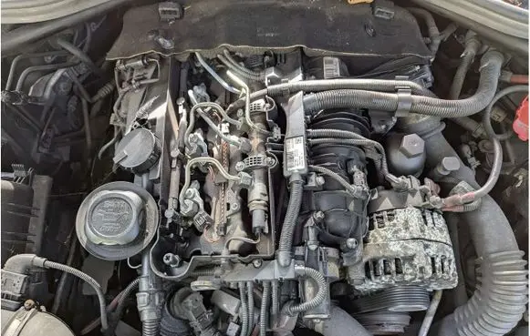BMW 5 E60 E61 Engine N47D20A 11002146543 E60668