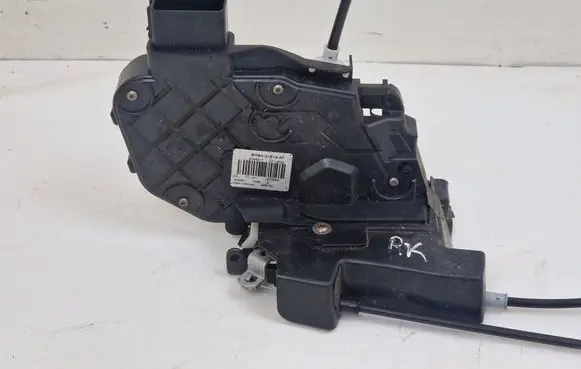 Land Rover Freelander 2 - LR2 Front door lock 6W8A21813AF A048317